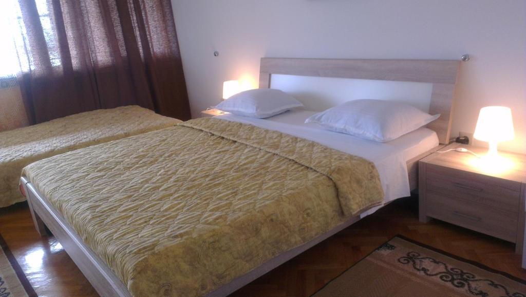Rooms Krnic Шибеник Экстерьер фото